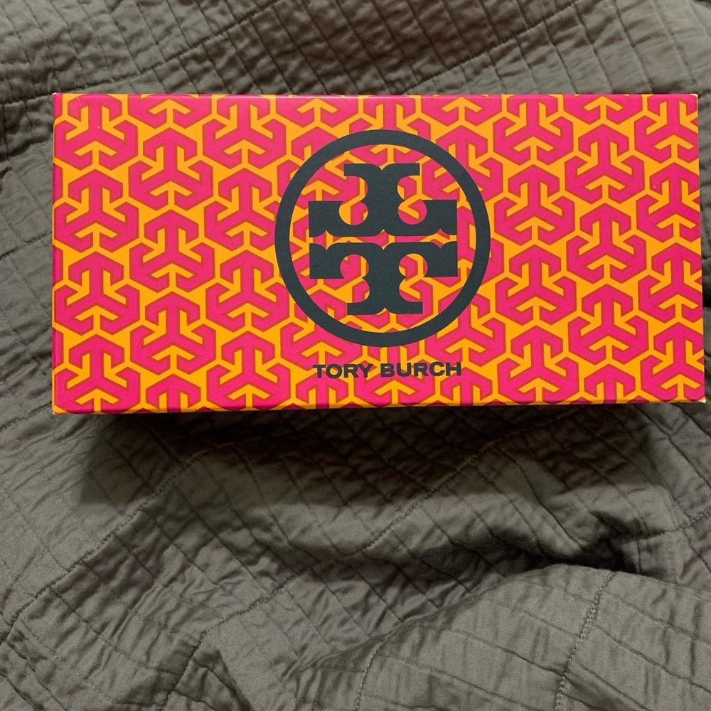 NIB Tory Burch Thong Sandals